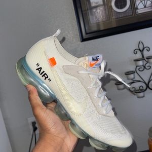 Off white Nike vapor max
